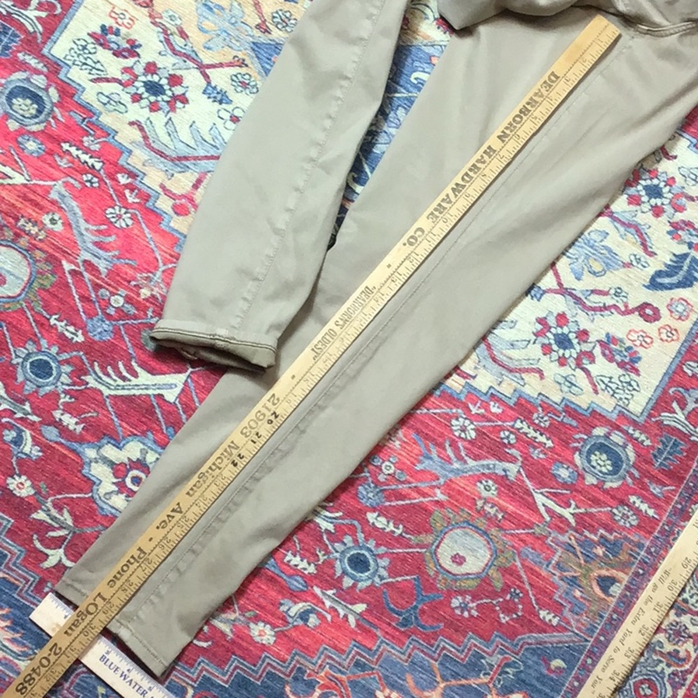 🦅AEO Next Level Stretch Hi-Rise Jegging Zip Front Jeans Sz.10 Long - Picture 8 of 10